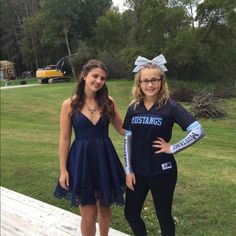 Beautiful Navy Homecoming Dress Wore For Only A Few Hours Navy Homecoming Dress, Sherri Hill Homecoming Dresses, Sherri Hill Dresses, Sherri Hill, Homecoming Dress, Wearing Dress, Homecoming Dresses, Homecoming, Color Blue