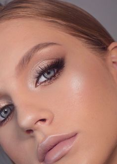 Fox Eye Bridal Makeup, Make Up Blue Eyes, Blue Eyes Make Up, Makeup Blue Eyes, Make Up Wedding, Wedding Guest Makeup, Hazel Eye Makeup