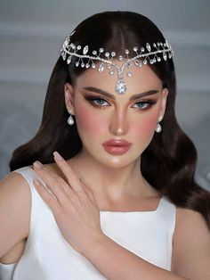 Silver Elegant,Gorgeous-Luxury Collar  Copper   Embellished   Wedding & Event Hairstyle With Headpiece, Queen Hairstyles, Planning 2025, Forehead Headband, Hair Ornaments Wedding, Bride Head, Bridal Hair Headpiece, Bridal Headwear, Formal Parties