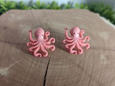 Adorable Octopus Earrings. Made with a plastic embellishment attached to a silver stainless steel, nickel free stud backed with a metal and silicone safety back!, Ideas Arcilla, Octopus Earrings, Cute Octopus, A Metal, Clay Earrings, Octopus, Art Ideas, Embellishments, Polymer Clay