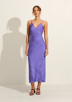 Cleopatra Midi Dress – Endless Waves Lavender Purple Outfit, White Plimsolls, Aesthetics Fashion, Byron Bay, V Neckline, Clothing Labels, Event Dresses, Shades Of Purple, Strappy Heels