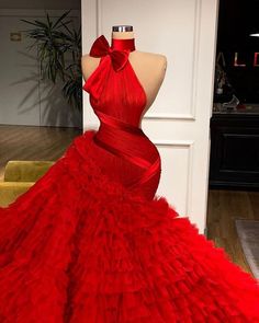 Valdrin Sahiti, Red Evening Dress, Chapel Train, Elegant Red, Pageant Dresses, Red Prom Dress, Event Dresses