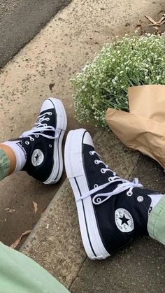 Converse Haute, Asmr Aesthetic, Mens Summer Shoes, Jordan Shoes Girls, Outfits With Converse