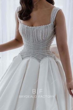 Luxury Beaded Scoop Neck Sleeveless Wedding Dress Embellished Corset, Classy Wedding Dress, Gown Skirt, Ball Gown Skirt, Dream Wedding Ideas Dresses, Corset Bodice, Elegante Casual, فستان سهرة, Classy Dress Outfits