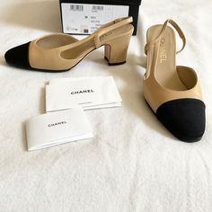 Chanel Interlocking Two Tone Black Beige Leather Slingback Pumps Heels Sz36 Us5.5 Low Hight 2.8in Like New Condition,Authentic With Serial Number With Box Been Tired On With Sole Pads On No Dust Bag Chanel Flat Sandals, Money 2023, Sepatu Pump, Chic Glasses, Chanel Slingback, Mode Chanel, Classy Fits, Chanel Sandals, Slingbacks