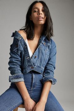 Timeless Photoshoot, Casual Denim Jacket Outfit, Modeling 101, Bright Jacket, Zara Denim Jacket, Test Shoot