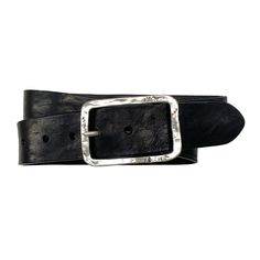 The leather belt is 4 cm wide, making it ideal for jeans. The belt impresses with the authentic feel of the leather and its soft touch. The leather is purely vegetable-tanned and therefore acquires a beautiful patina over time. The vintage character of the leather is created by its distinctive neck creases. It can have visible natural flaws that make each belt unique. This vintage leather is available in 3 colors: black, chocolate and cognac. BELT SIZE:  Please take a moment to measure your waist size, it's quick and easy. Just follow the description in the attached picture. WE LOVE ACCESSORIES: * individual customization, requests are welcome * handmade in Germany * high-quality Italian cowhide leather * nickel-free hardware * fair and sustainable production * easy exchange or return * pl Cognac Belt, Vintage Jeans Mens, Leather Belt Buckle, Black Chocolate, Jeans Belt, Jean Belts, Leather Belts Men, Vintage Character, Vintage Belts