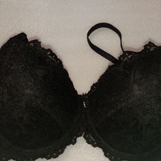 Never Worn No Tags Black Lace Front Size 36dd Lace Underwire Bra For Night Out, Stretch Lace Bra With Lined Body, Fitted String Bra In Black, Black Underwire Bra For Night Out, Black Underwire Bra For Party, Lace Push-up Bra For Night Out, Black Lace Party Bra, Black Full Cup Stretch Bra, Black Stretch Full Cup Bra