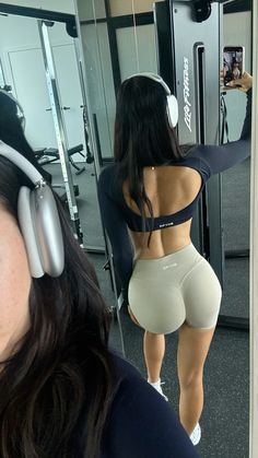 gym girl fit inspo | fit is dfyne dc: KIARA Dfyne Gym Outfit, Gym Body Goals, Gym Girl, Gym Fits, Gym Inspiration, Gym Clothes, Girl Fits, Fitness Lifestyle, Fit Inspo