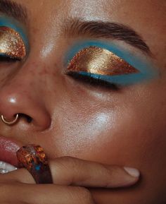 Fierce Eye Makeup, Creative Makeup Looks, Editorial Makeup, Glam Makeup, Eyeshadow Looks, Creative Makeup, Artistry Makeup, Colorful Makeup, Cute Makeup