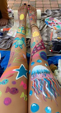 Summer Game, Leg Painting, Leg Art, Fun Sleepover Ideas, Sleepover Things To Do, Summer Scrapbook, Summer Fun List, Creative Stuff, Summer Plans