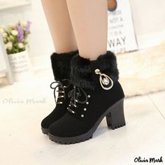 Olivia Mark - Elegant Winter Boots with Adjustable Chain Strap Mom Shoes, Square Heels, Rough Heels, Warm Snow Boots, Designer High Heels, Chunky Heels Boots, High Heels Shoes, Girly Shoes, Crystal Design