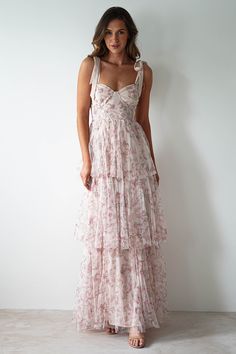 Floral Maxi Dress Wedding Guest, Summer Birthday Dress, Wedding Guest Formal, Prom Inspo, Floral Dress Formal, Graduation Dresses, Prom Dress Inspiration, Cute Prom Dresses