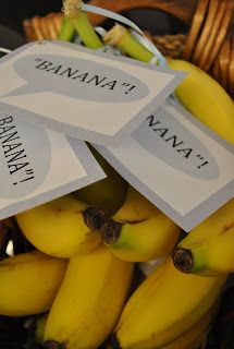 there are two tags that say i have bananas