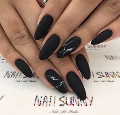 Gucci Nails, Punk Nails, Makijaż Smokey Eye, Acrylic Nails Coffin Short, Hot Nails, Dream Nails, Pretty Acrylic Nails, Short Acrylic Nails, Best Acrylic Nails