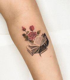 Book Tattoo Dark Romance Book Tattoo Ideas, Beauty Tattoo Ideas, Booklover Tattoo, Tattoos Inspired By Books, Small Book Tattoo, Book Inspired Tattoos, Reading Tattoo, Book Lover Tattoo, Books Tattoo