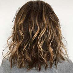 Partial Balayage, Subtle Blonde Highlights, Partial Highlights, Full Highlights, Dark Hair With Highlights, Hair Techniques, Hair Color Techniques