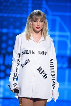 taylor swift on stage at the victoria's world tour in new york city, ny