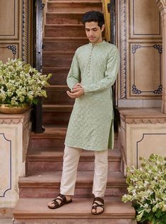 Mens Kurta Wedding Guest, Sage Green Kurta Men, Kurta Collar Designs For Men, Green Kurta Pajama Men, Haldi Outfits Men, Man Kurta Design, Kurta For Haldi Function Men, Poses For Men In Kurta, Kurta Mens Design