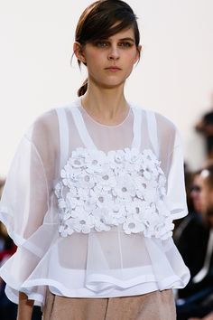 chloe ss2013 detail Junior Party Dresses, Shirt Elegant, Feminine Chic, Couture Details, Moda Vintage, Looks Style, White Fashion, Casual Shirt