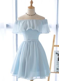 light blue off shoulder short bridesmaid dress 2019 Simple Short Bridesmaid Dresses, डिजाइनर कपड़े, Simple Homecoming Dresses, Blue Party Dress, Cute Prom Dresses, Off Shoulder Fashion, Short Homecoming Dress, Short Prom Dress, Short Bridesmaid Dresses