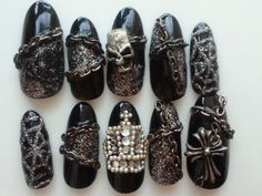 Metal Head Nails, Visual Kei Nails, Rokku Gyaru Nails, Vkei Nails, Emo Y2k Nails, Punk Rock Nails, Pirate Nails, Steampunk Nails, Nails Goth