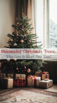 Ready for something fresh this holiday season? These minimalistic Christmas tree styles are redefining holiday décor. Prepare to be inspired by the simplicity and beauty of these designs.