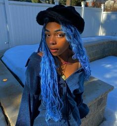 Blue Braids For Black Women, Trenzas Aesthetic, Blue Box Braids, Ugg Boots Black, Model Hairstyles, Pretty Braided Hairstyles, Nails Black