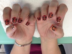 Nails Art Can't get anymore lucky then ten horse shoe Nails Horse, Unicorn Nails, Horse Shoes, Horse Shoe, Cute Nail Art, Girly Stuff, Nails Art, Paw Print Tattoo