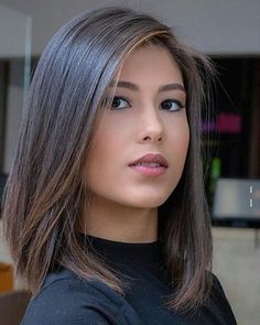 Long Bob Haircut For Round Faces Straight Bob Haircut, Bob Haircut For Round Face, Asymmetrical Bob Haircuts, Medium Bob Haircut, Wavy Bob Hairstyles, Medium Bob Hairstyles, Long Bob Haircuts, Lob Haircut