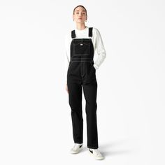 The original Dickies work icon. Our women's overalls are crafted from cotton twill fabric with just enough stretch to keep you moving comfortably. They have adjustable straps, utility pockets, and a hammer loop at the leg for an authentic look. Dickies Overalls, Work Icon, Red Overalls, Work Overalls, Dickies Women, Black Overalls, Women's Overalls, Utility Pockets, Bib Overalls