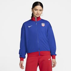 Take your skills to the next level with this USMNT Academy Pro jacket. Sweat-wicking technology in a roomy fit pairs with a woven crest to give you comfortable coverage that lets you show your team pride. Nike Functional Outerwear For Sports Events, Nike Long Sleeve Outerwear For Sports Events, Nike Outerwear For Sports Events In Fall, Nike Fall Outerwear For Sports Events, Nike Sporty Outerwear For Sports Events, Womens Soccer, Nike Dri Fit, Dri Fit, Nike Women