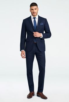 As the weather cools, keep warm in a navy suit brushed to an ultra-soft flannel finish. Navy Suit No Tie, Men’s Navy Suit, Navy Suit Wedding Guest, Dark Navy Suit Wedding, Navy Suit Brown Shoes, Navy Suit Tie, Linkedin Picture, Blazer For Men Wedding, Custom Blazers