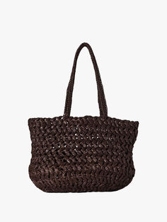 Hand-woven rounded tote bag in natural raffia with woven shoulder straps and 3-dimensional subtly contoured shape. 90s Bag, The Row Bag, Towel Scarf, Brand Architecture, Bag Obsession, Duffel Bags, Wallet Pouch, Mens Spring, Leather Pouch