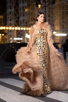 Yellow Gold Dress, Couture Style, Glamour Dress, Fairytale Dress, Tie Styles, Gorgeous Gowns, Gold Fashion, Event Dresses, Beautiful Gowns