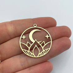 Material : Raw Brass Size : 30x33mm Hole Size : 1.2mm Thickness : 0.8mm All our products are nickel, lead and cadmium free. Please feel free to contact us if you have any questions.  You can visit our shop for more: https://www.etsy.com/shop/lovelymoonsupplies Crescent Moon Pendant, Rainbow Maker, Earring Charms, Creating Jewelry, Moon Pendant, Brass Earrings, Brass Material, Raw Brass, Diy Jewelry Making