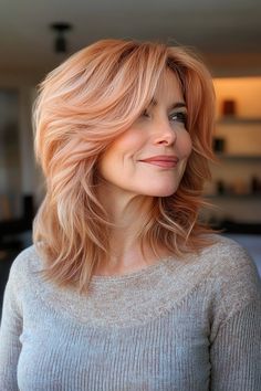 28 Trendy Shaggy Hairstyles for Older Women You Have to See in 2024 – CreativeBooster Shaggy Cut, Carefree Style, Grey Hair Looks, Modern Shag