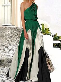 Effortlessly Alluring: One-Shoulder Maxi Dresses with Sleeveless Asymmetric Pleats and Captivating Prints Pleated Party Dress, Elegante Y Chic, Formal Occasion Dress, 파티 드레스, A Line Prom Dresses, Maxi Dress Evening, Summer Party Dress, Formal Dresses For Women, Maxi Dress Green