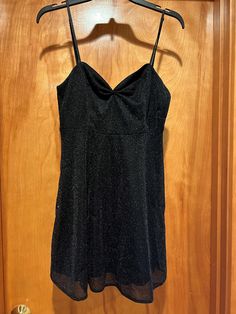 Black Sparkly Cocktail / Homecoming Dress Perfect Condition, only worn once. Size 6 fully lined 26" long Adjustable straps 10" - 18" 14" black zipper Sadie Hawkins, Evening Dress Black, Homecoming Dresses Black, Cocktail Evening Dresses, Black Evening Dresses, Homecoming Dress, Dress Clothes For Women, Cocktail Party, Homecoming Dresses