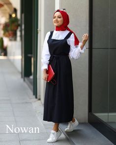 Fifties Fashion, Muslim Fashion Dress, Muslimah Fashion Outfits