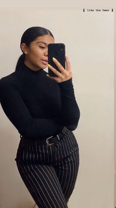 Business Clothes Black Women, Black Office Attire Women, Black Outfits Professional, Work All Black Outfit, Business Woman Outfits Boss Black, Parole Officer Outfit, Business Casual Outfits For Moms, Court Outfits Black Women, Jean Classy Outfits