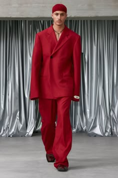 2022 Fashion Show, Red Suit, Vogue Russia, Winter 2022, Fall 2022, Red Outfit, Menswear Collection, Fashion Show Collection, Mens Street Style