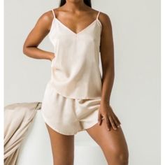 This Luxurious Sateen Cami And Short Set, Crafted From Bamboo, Offers A Soft And Breathable Feel, Ideal For A Comfortable Night's Sleep. Size: S Material: Bamboo Sateen Color: Oat Includes Cami And Shorts Soft And Breathable Fabric Adjustable Straps Elastic Waistband On Shorts Waffle Weave Towels, Frizz Free, Waffle Weave, Soft Shorts, Smooth Hair, Sleepwear Women, Women's Intimates, To Look, Going Out