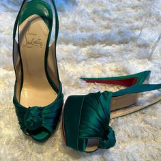 One Perfect Christmas Heels. Beyond Beautiful! Worn Twice. Close To New. Christmas Heels, Emerald Green Heels, Shoes Louboutin, Green Heels, Louboutin Heels, Satin Color, Louboutin Shoes, Christian Louboutin Shoes, Perfect Christmas