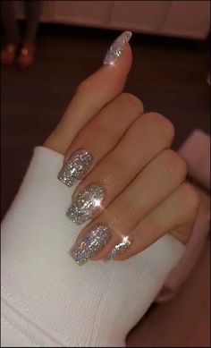 Cat Eye Nails Polish, Glamorous Nails, Shiny Nails, Super Nails, Nail Designs Glitter, New Year's Nails, Gel Nail Designs, Prom Nails, Bling Nails