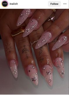 Almond Nail Designs With Gems, Nail Gem Inspiration, Birthday Biab Nails Designs, Baddie Classy Nails, Spring Bday Nails, Spring Nails With Charms, Almond Nails Spring 2024, Long Almond Nails With Gems, Almond Shape Birthday Nails