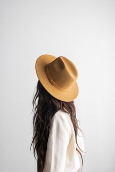 Classic Solid Fedora With Curved Brim, Classic Boater Hat With Flat Brim, Classic Solid Boater Hat With Flat Brim, Classic Adjustable Solid Boater Hat, Classic Solid Top Hat With Flat Crown, Classic Fall Panama Hat, Classic Top Hat For Fall, Modern Wide Brim Hat For Everyday, Classic Felt Hat For Fall