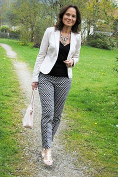 Lady Of Style, Work Outfits Frauen, Elegant Clothes, Casual Work Outfits, Office Style, Fashion Over 40