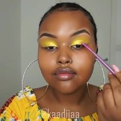 do you like this look?😍🤷🏾‍♀️🔥 👉🏾@makeupstallker 👈🏾 For more Make-up Tutorial videos . . (Rp: @kaadijaa ) . . Follow Our Other Pages 💗:… Make Up Tutorial, I Feel Pretty, Feel Pretty, Makeup Tutorial, Make Up, Hoop Earrings, Makeup, Instagram