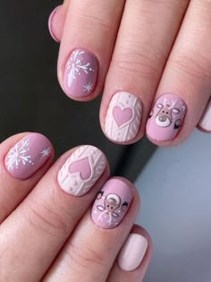 matte mauve short nails with Christmas design Girls Nail Designs, Lilac Nails, Red Christmas Nails, Cute Reindeer, Cute Christmas Nails, Nail Design Inspiration, Really Cute Nails, Xmas Nails, Christmas Nail Designs